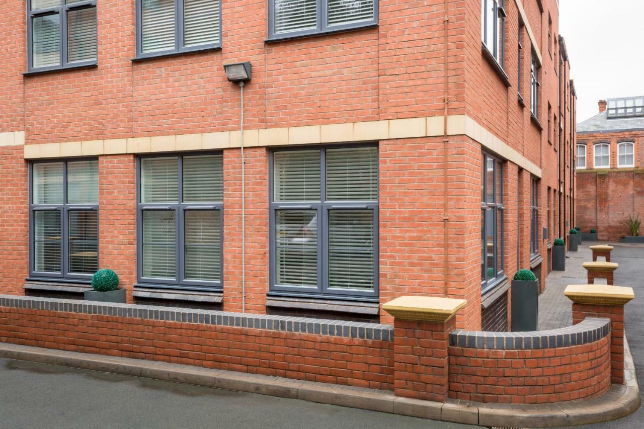 J Quarter - Sleeps 5 Long Term & Families Comfortably, 4 Beds, 2 Bathrooms Birmingham Bagian luar foto
